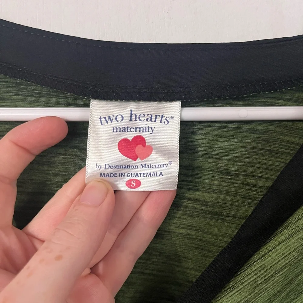 Two Hearts Maternity Top - Picture 2 of 2